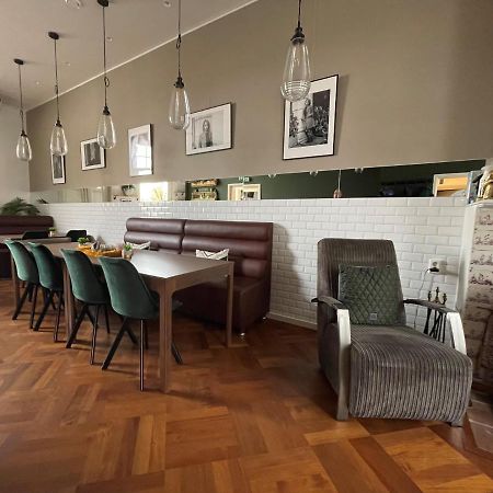 De Oude Pastorie Lisse Bed & Breakfast Dış mekan fotoğraf